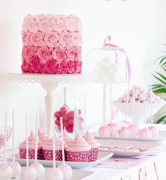 buffet-romantico-di-compleanno-in-rosa