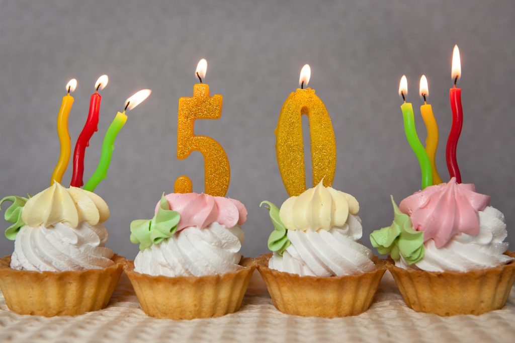 Torta compleanno 50 anni: idee e consigli | Feste e compleanni