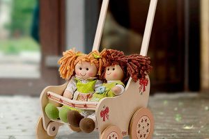 passeggino per bambole in legno